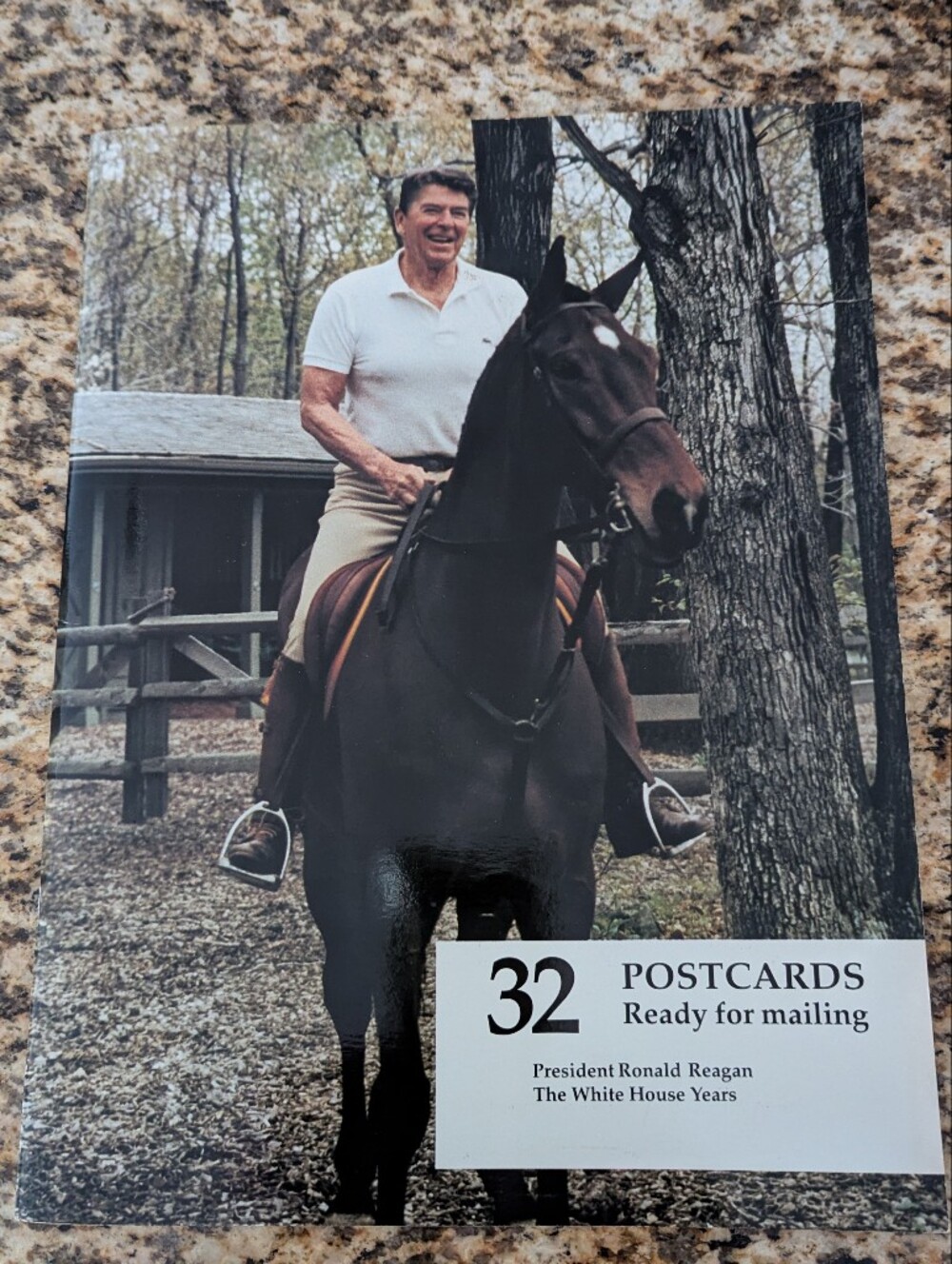 President Ronald Reagan/Unused/32 Postcards/The White House Years/+ Bonus